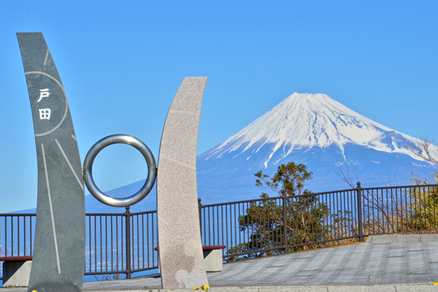 出逢い岬から富士山